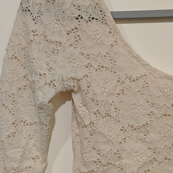 Urban Outfitters Pins & Needles Floral Lace Top - Picture 3 of 6